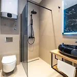 Lejlighed Adrian Luxury 5 Star *