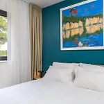 Adrian Luxury 5 Star *