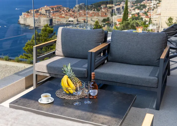 Adrian Luxury 5 Star * دوبروفينك