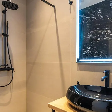 Lägenhet Adrian Luxury 5 Star *