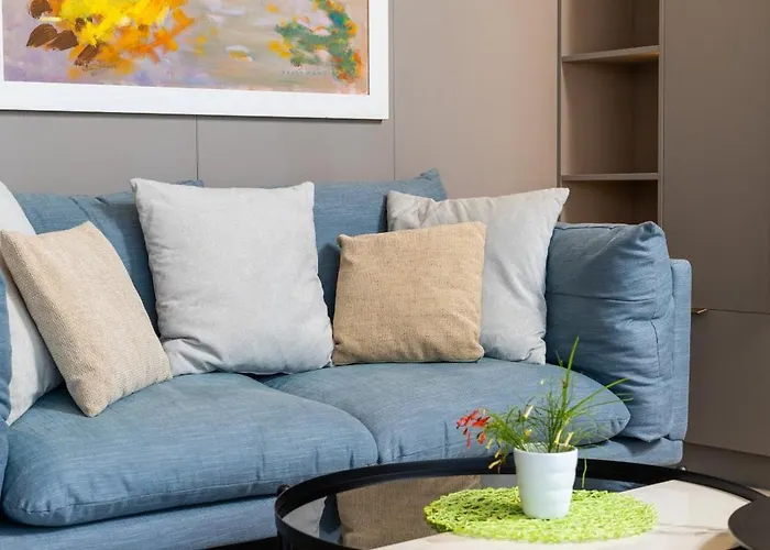 Adrian Luxury 5 Star Apartament