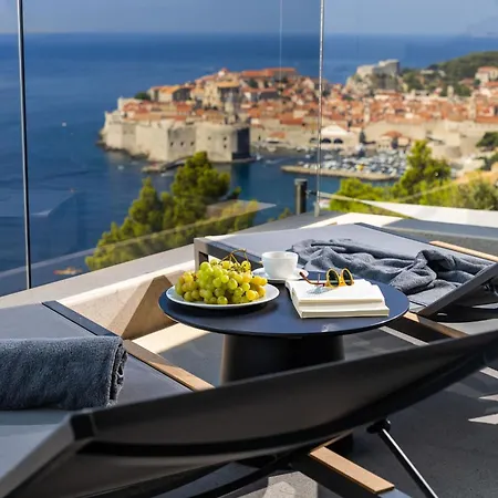 Adrian Luxury 5 Star Appartamento