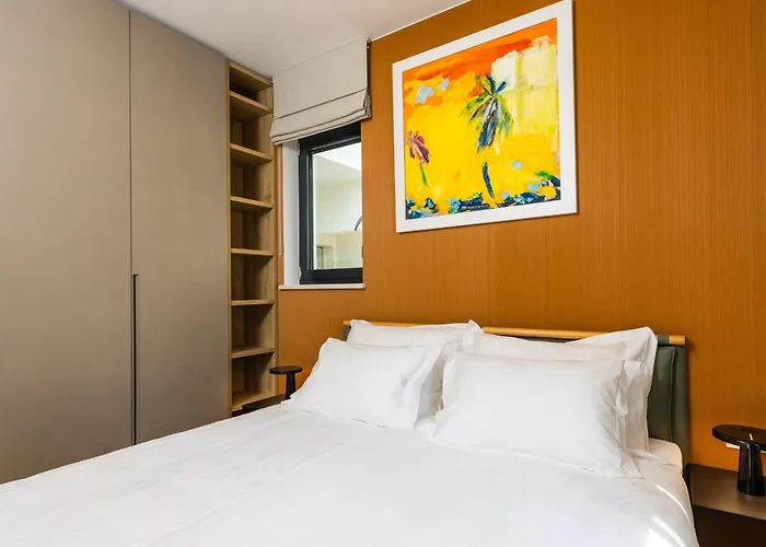 Adrian Luxury 5 Star