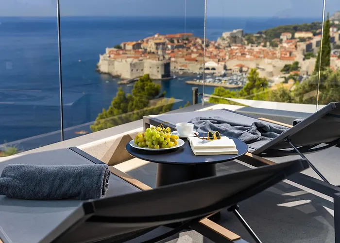 Adrian Luxury 5 Star Appartement