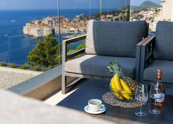 Adrian Luxury 5 Star Appartement *