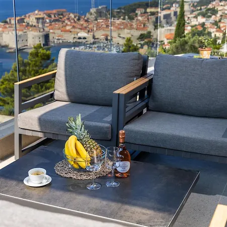 Adrian Luxury 5 Star * 두브로브니크