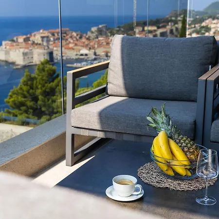 Adrian Luxury 5 Star 아파트 *